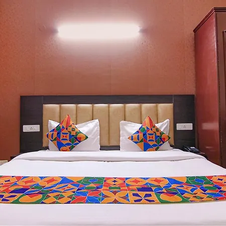 Fabhotel Town Pride Sohāna Exterior photo
